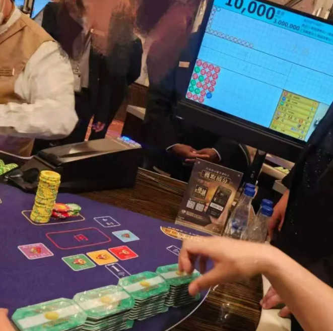 专业赌徒 "南非帮”21点团队,准确知道Ace出现,在赌场赢了2千万的胜利?